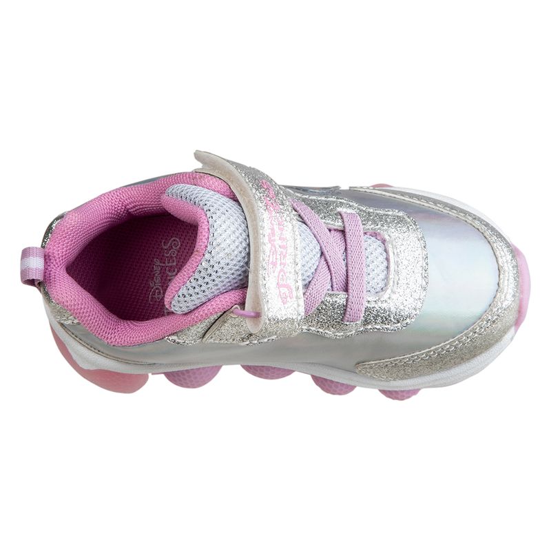 Zapatos-deportivos-para-niña-pequeña