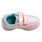 Zapatos-deportivos-para-niña-pequeña