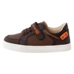 Zapatos-tipo-sneaker-para-niño-pequeño