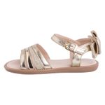 Sandalias-con-tiras-y-lazo-para-niña-pequeña