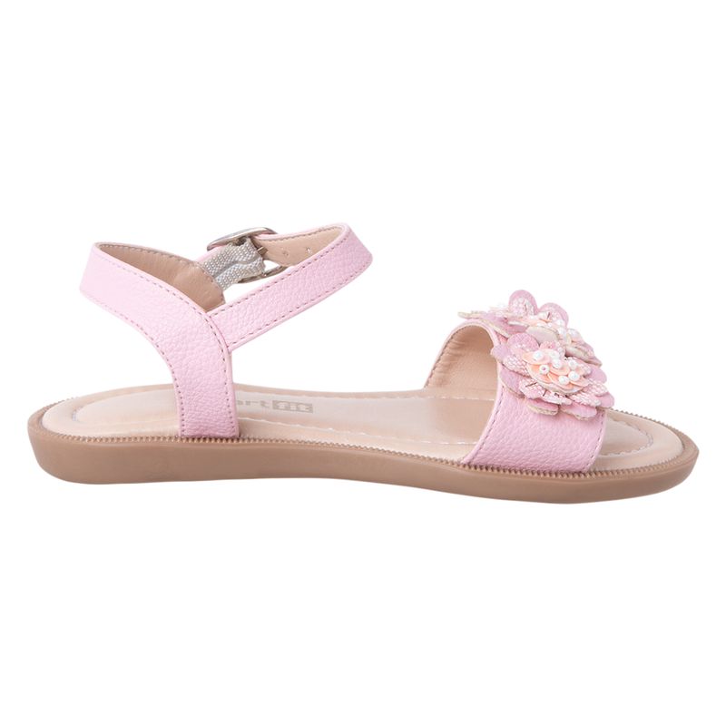 Sandalias-con-diseño-de-flores-para-niña-pequeña