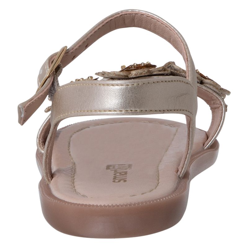 Sandalias-con-diseño-de-flores-para-niña-pequeña